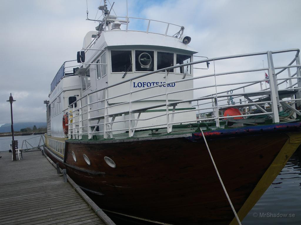 IMGP6991.JPG - Svolvaer och på väg med denna båt till Trollfjorden