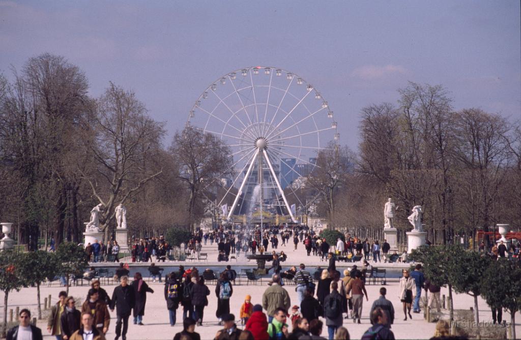 62-0023.jpg - Tuilerie Gardens