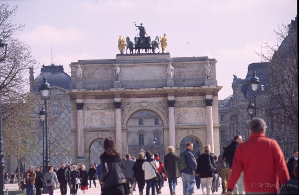 62-0024.jpg - Arc de Triomphe du Carrousel. Kallas också lilla triumfbågen och ligger vid Louvren