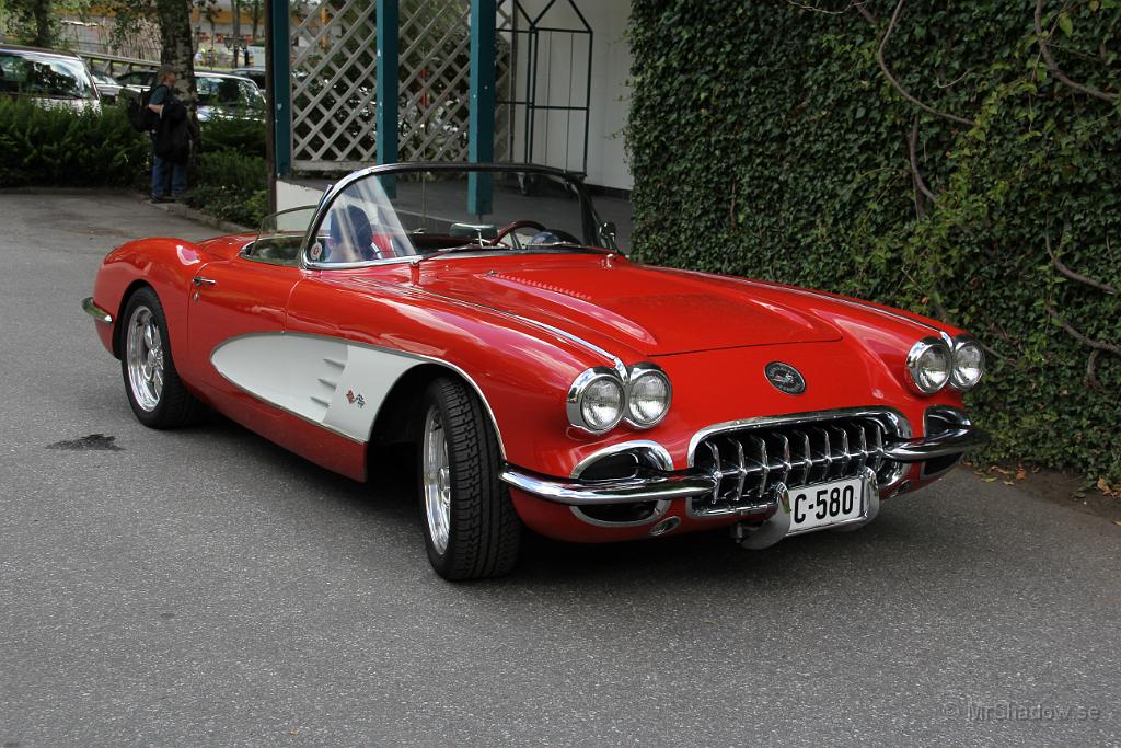 IMG_1343.JPG - Efter besöket på Hotell Unions lilla bilmuseum, så hittar man denna Corvette utanför hotellentrén